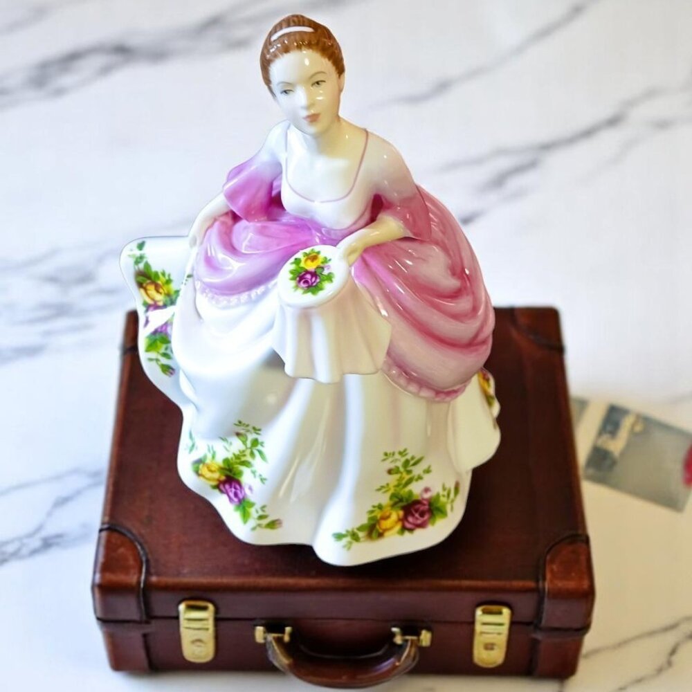 ROYAL DOULTON Pretty Ladies Julia Figurine - delicate and beautiful lady
